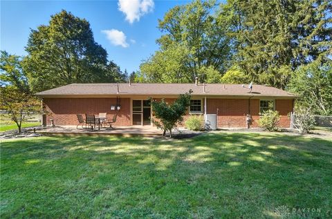 Tiny photo for 2658 Tompkins Drive, Beavercreek, OH 45430 (MLS # 945401)