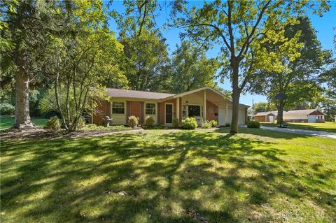 Tiny photo for 2658 Tompkins Drive, Beavercreek, OH 45430 (MLS # 945401)