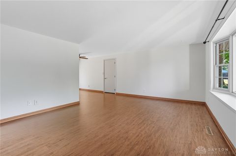 Tiny photo for 2658 Tompkins Drive, Beavercreek, OH 45430 (MLS # 945401)