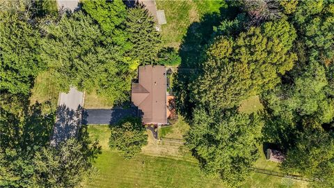 Tiny photo for 2658 Tompkins Drive, Beavercreek, OH 45430 (MLS # 945401)