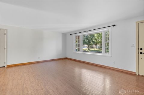 Tiny photo for 2658 Tompkins Drive, Beavercreek, OH 45430 (MLS # 945401)