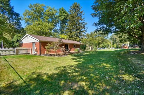 Tiny photo for 2658 Tompkins Drive, Beavercreek, OH 45430 (MLS # 945401)