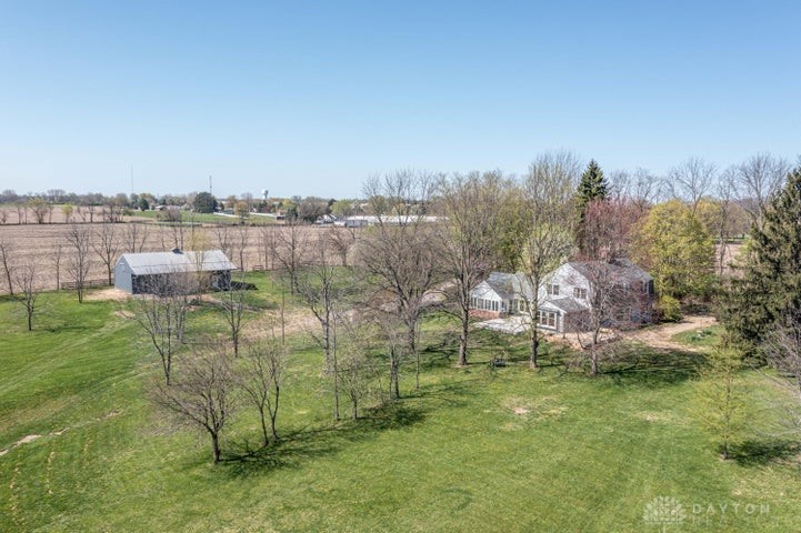 655 N Dugan Road, Urbana, Ohio image 7