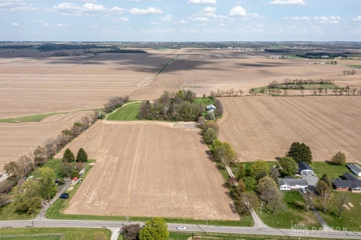 655 N Dugan Road, Urbana, Ohio image 12