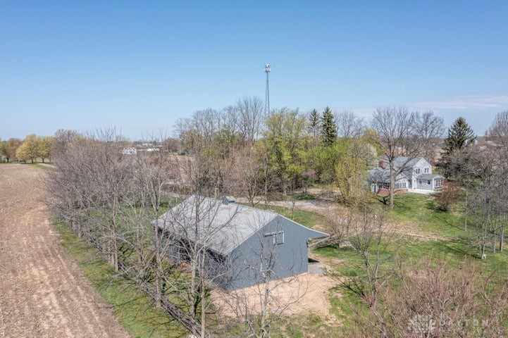 655 N Dugan Road, Urbana, Ohio image 9