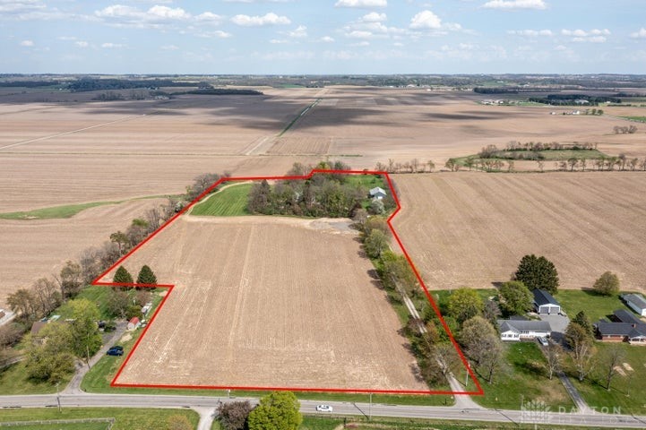655 N Dugan Road, Urbana, Ohio image 11