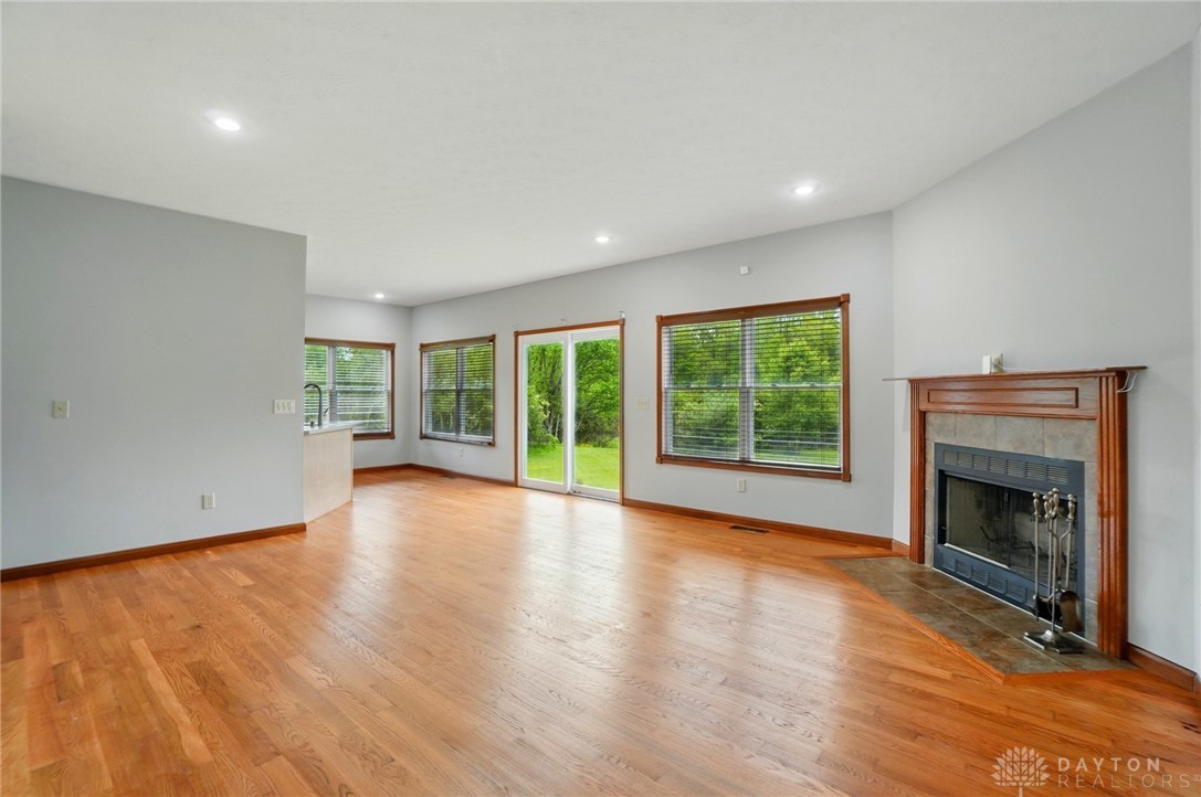 2619 Fox Hollow Road, Springfield, Ohio image 10