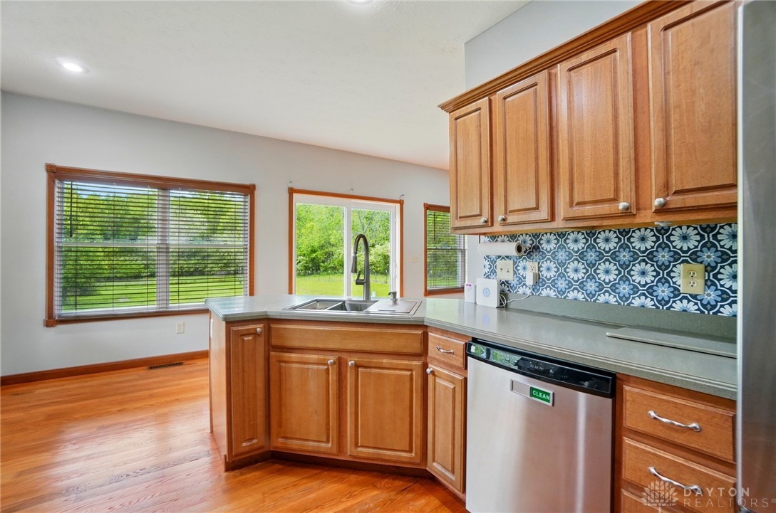 2619 Fox Hollow Road, Springfield, Ohio image 18