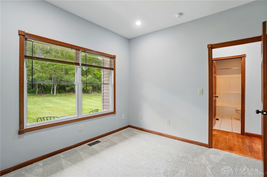 2619 Fox Hollow Road, Springfield, Ohio image 28