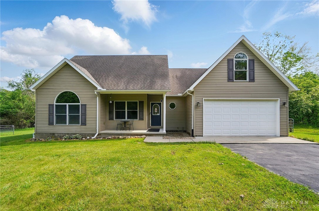 2619 Fox Hollow Road, Springfield, Ohio image 4