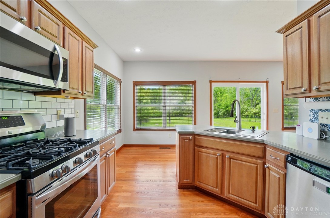 2619 Fox Hollow Road, Springfield, Ohio image 19