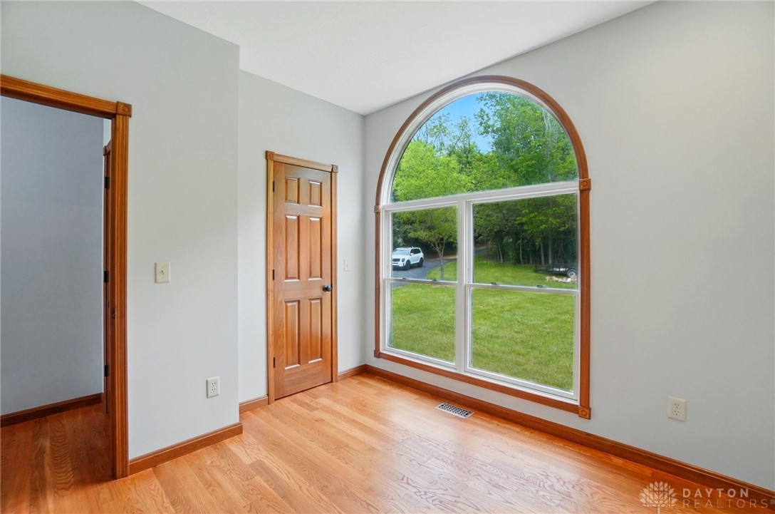 2619 Fox Hollow Road, Springfield, Ohio image 32