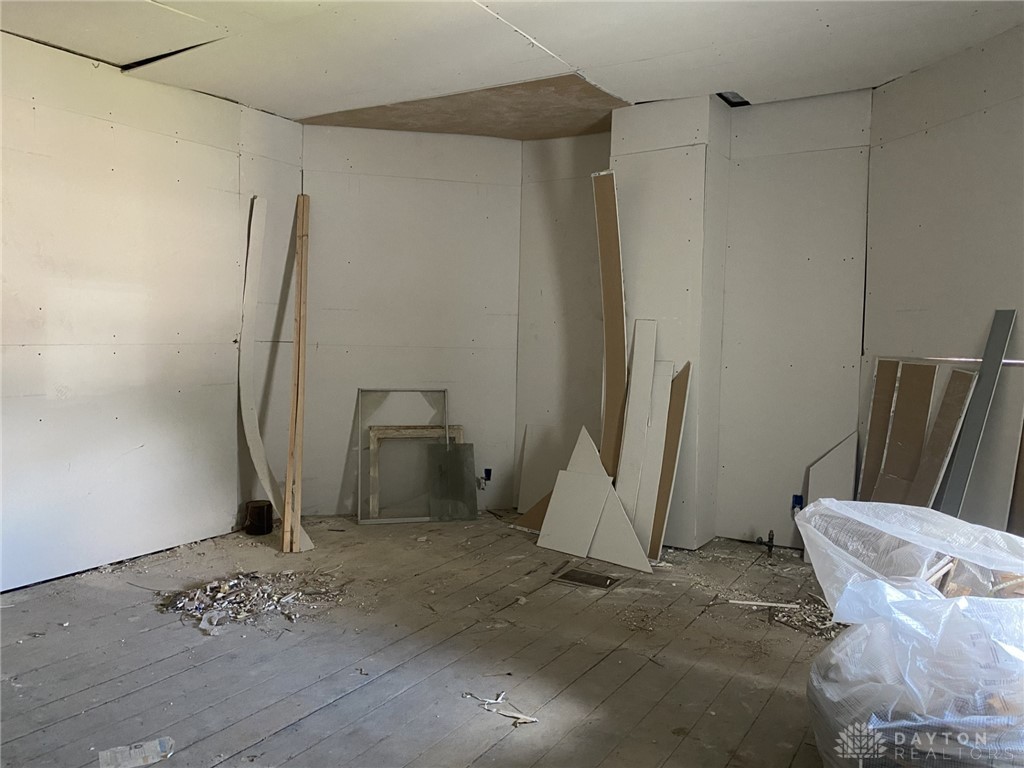 34 E Washington Street