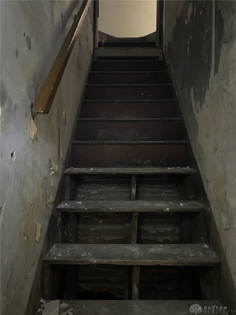 34 E Washington Street