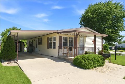 Mobile Home For Sale - 306 Village Court<br/> Greene County, Fairborn, OH 45324