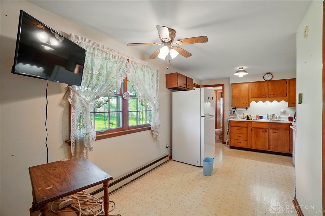 7612 Carter Drive, Waynesville, Ohio image 14