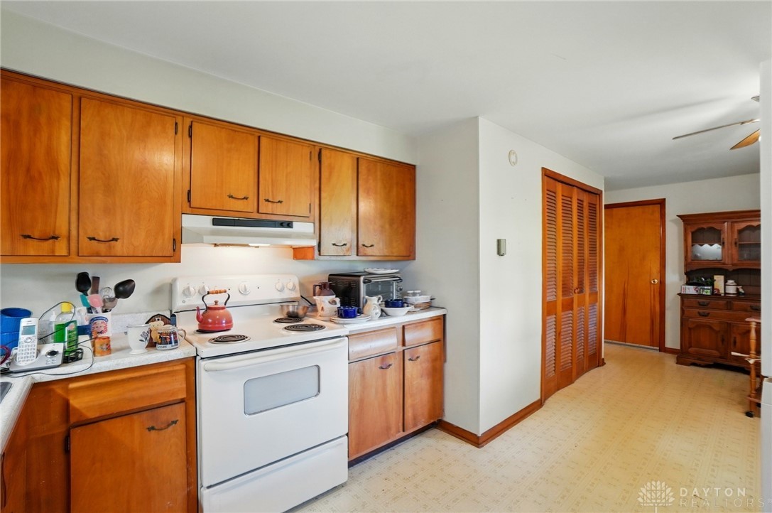 7612 Carter Drive, Waynesville, Ohio image 12