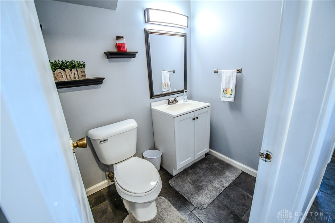 1201 Edgebrook Avenue, New Carlisle, Ohio image 31