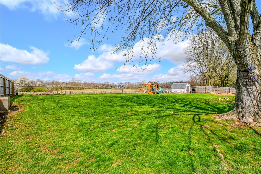 1201 Edgebrook Avenue, New Carlisle, Ohio image 35