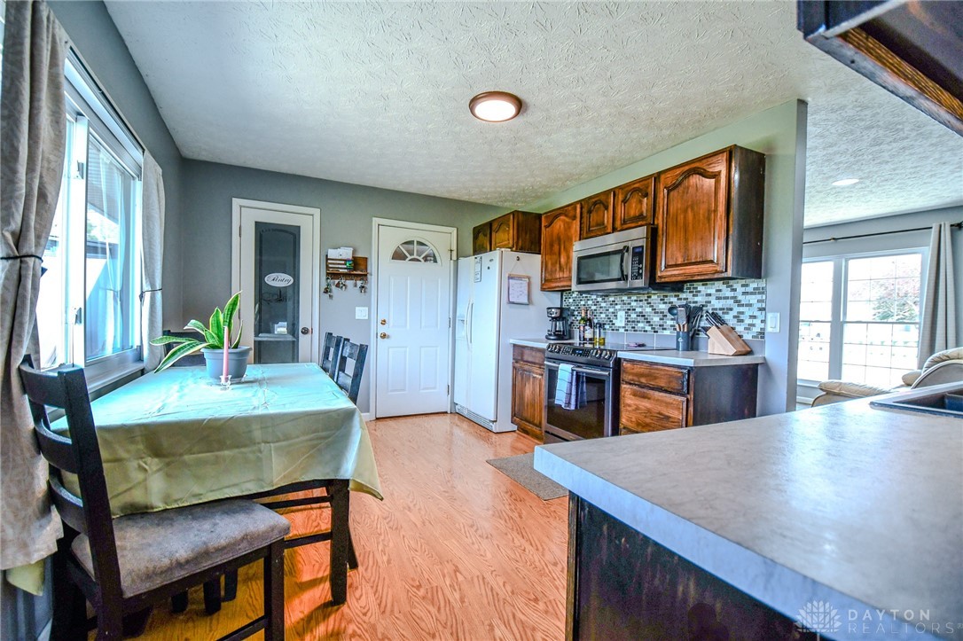 1201 Edgebrook Avenue, New Carlisle, Ohio image 14
