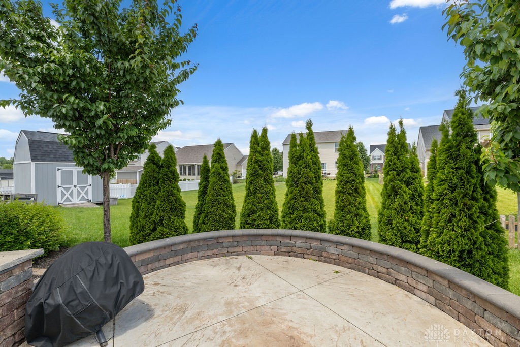 1242 Scarlet Oak Drive, Tipp City, Ohio image 43