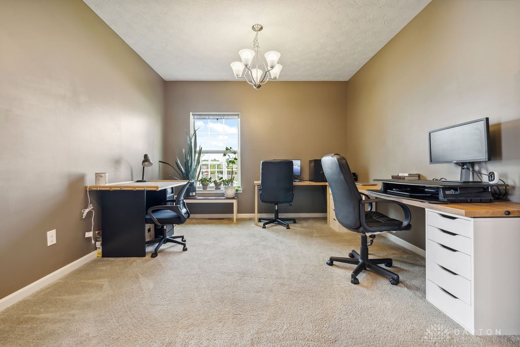 1242 Scarlet Oak Drive, Tipp City, Ohio image 15