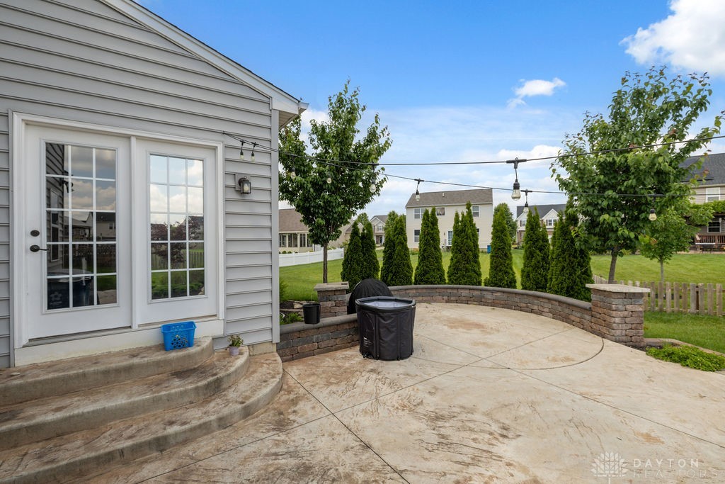 1242 Scarlet Oak Drive, Tipp City, Ohio image 41