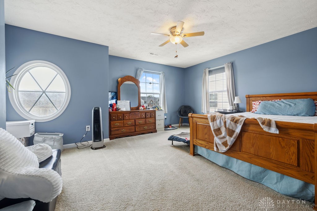 1242 Scarlet Oak Drive, Tipp City, Ohio image 27
