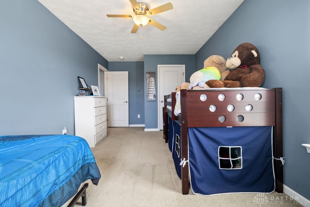 1242 Scarlet Oak Drive, Tipp City, Ohio image 32