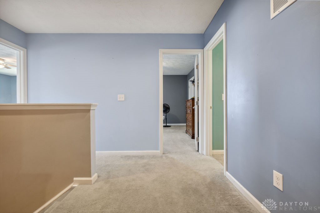 1242 Scarlet Oak Drive, Tipp City, Ohio image 23