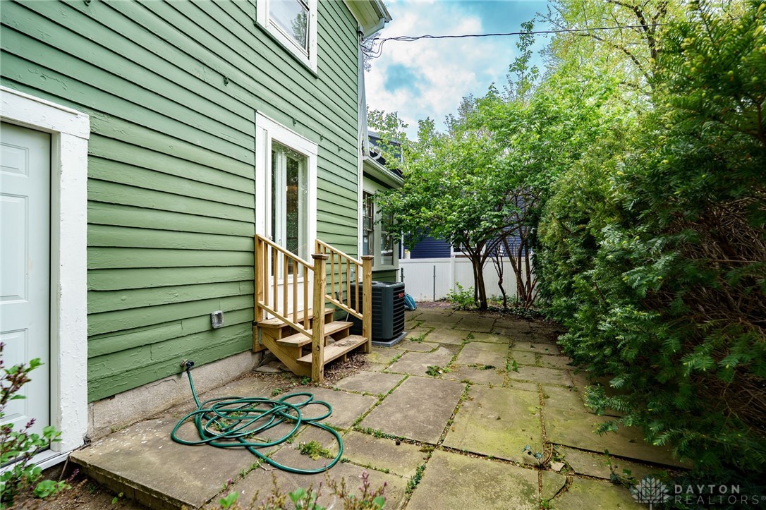 825 Far Hills Avenue, Oakwood, Ohio image 37