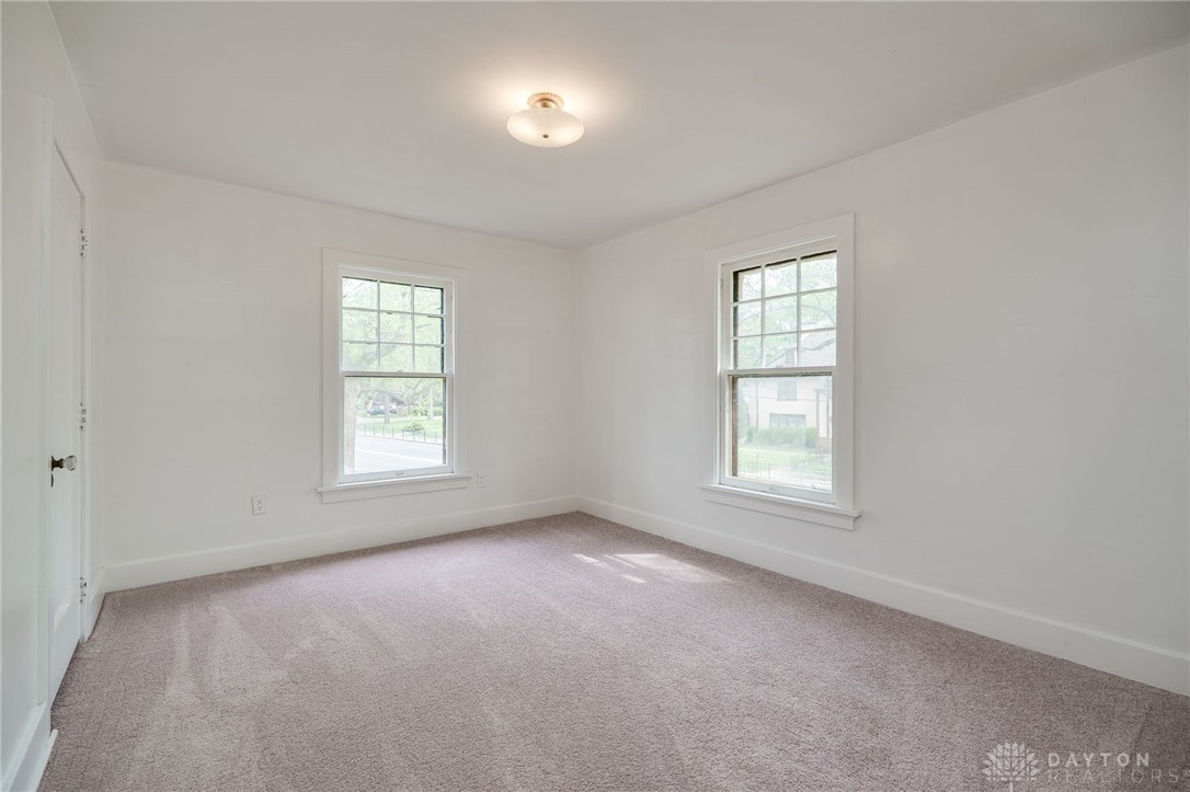 825 Far Hills Avenue, Oakwood, Ohio image 24