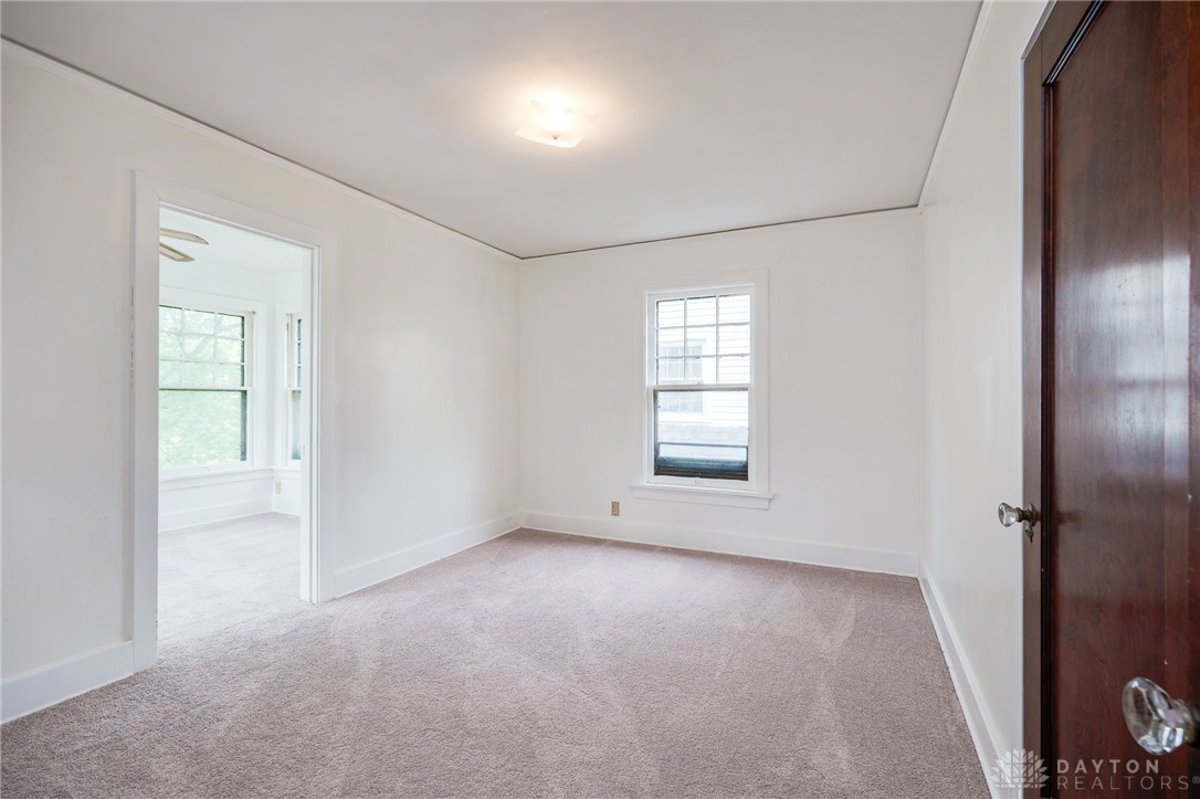 825 Far Hills Avenue, Oakwood, Ohio image 20