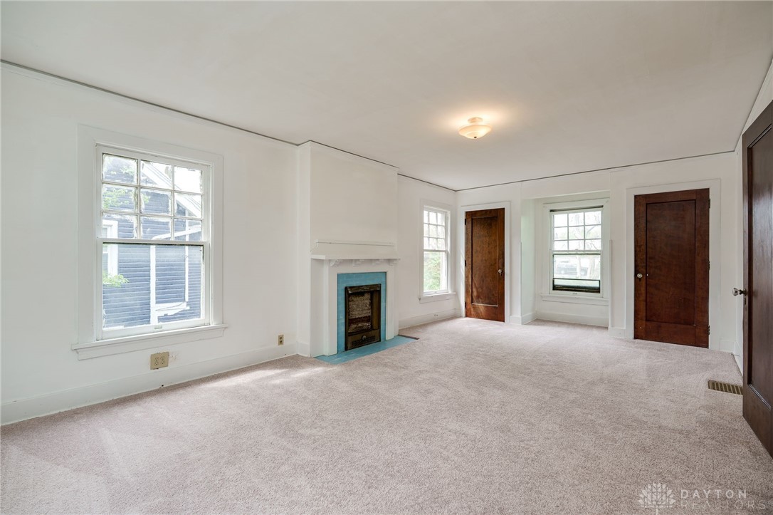 825 Far Hills Avenue, Oakwood, Ohio image 28