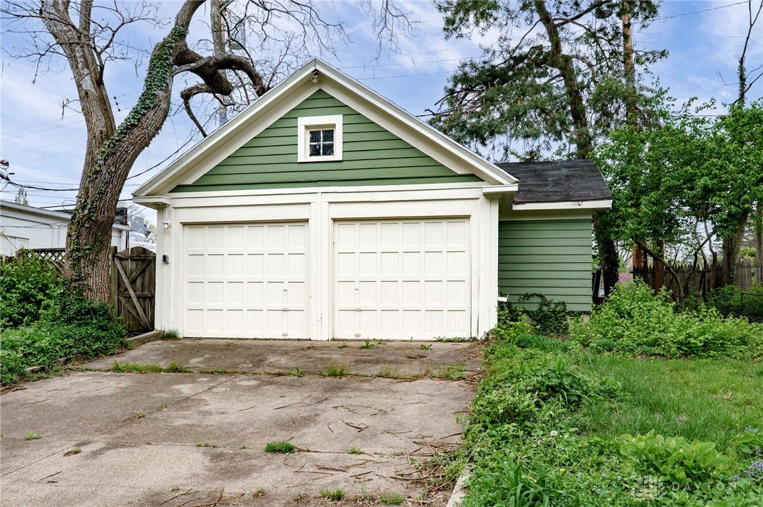 825 Far Hills Avenue, Oakwood, Ohio image 40