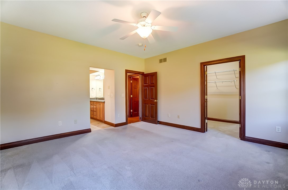 4020 Sable Ridge Drive, Bellbrook, Ohio image 37