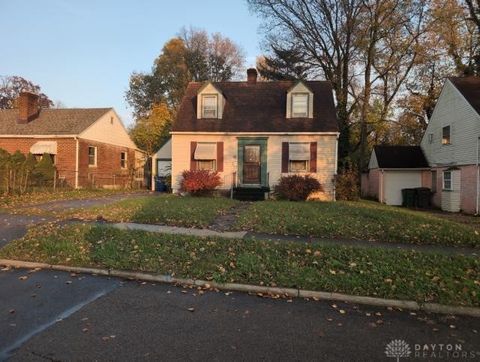Photo of 1312 Canfield Avenue, Dayton, OH 45406 (MLS # 948719)