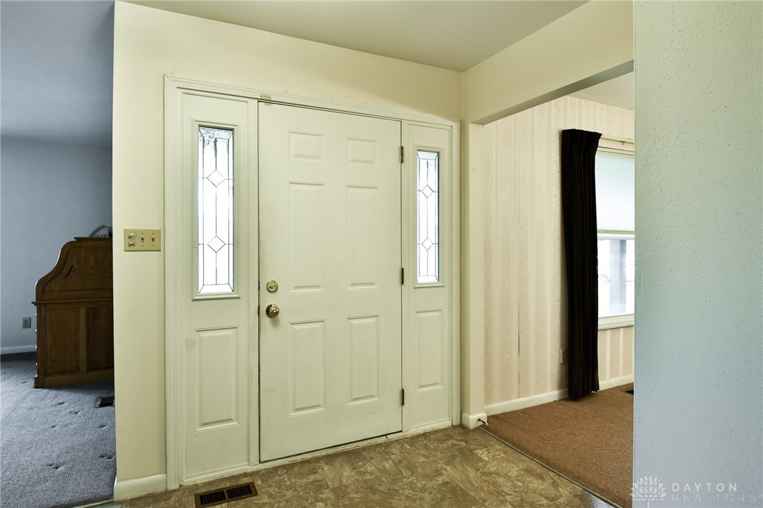 Dayton, Ohio 45415, United States, 3 Bedrooms Bedrooms, ,3 BathroomsBathrooms,Residential,Active,30817