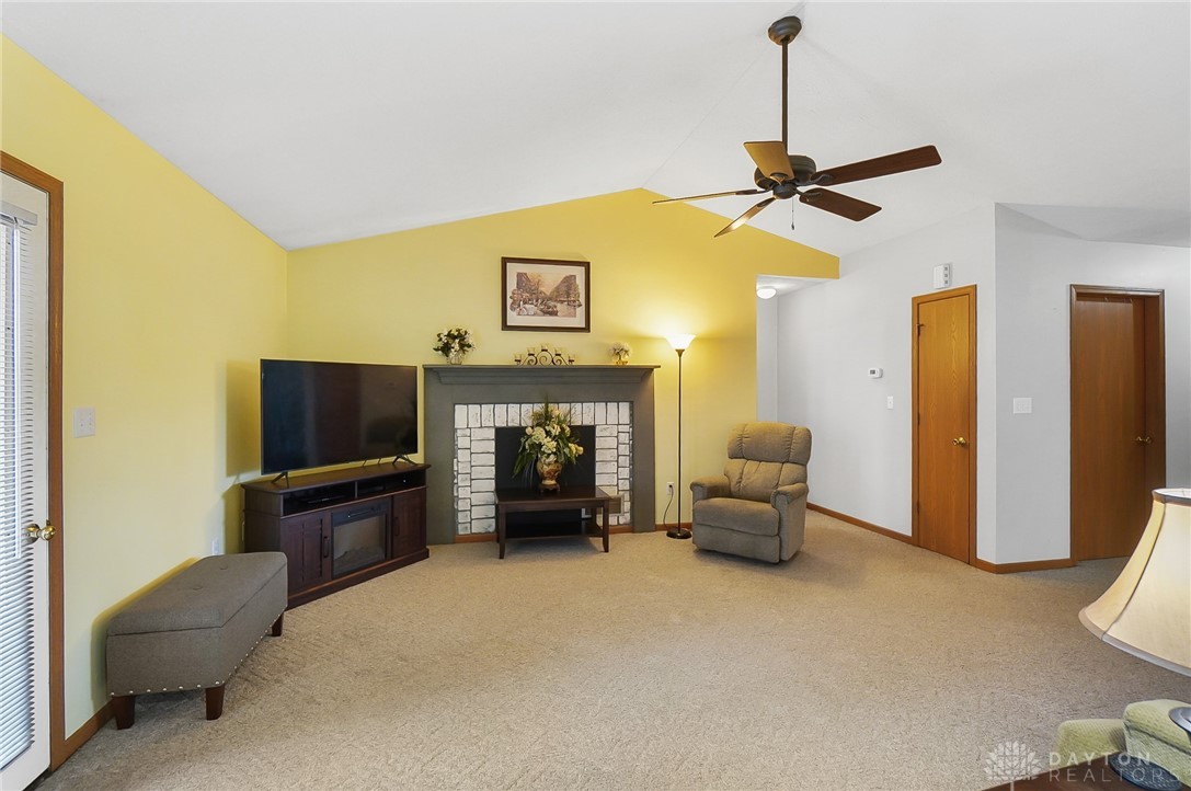 138 Sail Drive, Eaton, Ohio image 6