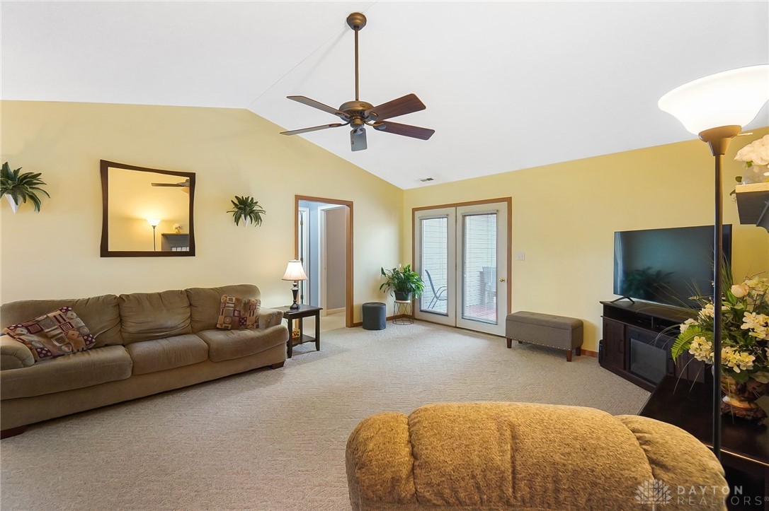 138 Sail Drive, Eaton, Ohio image 5