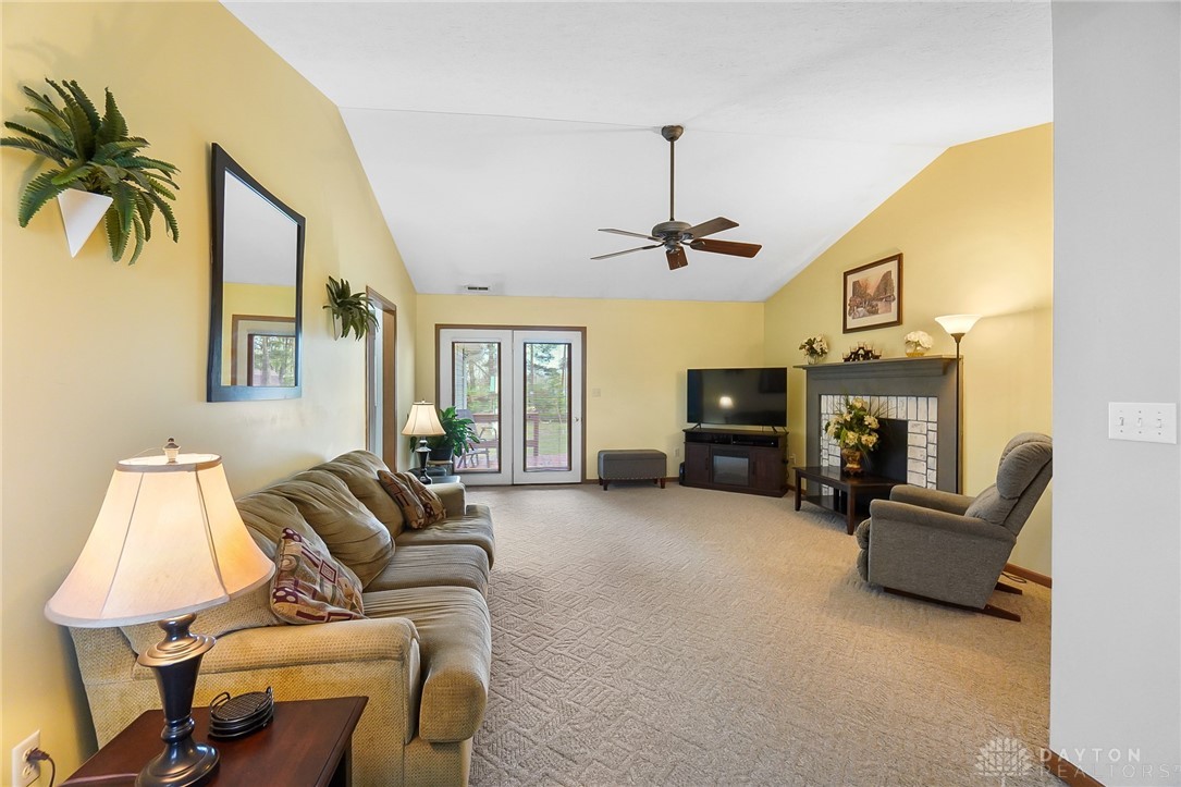 138 Sail Drive, Eaton, Ohio image 4