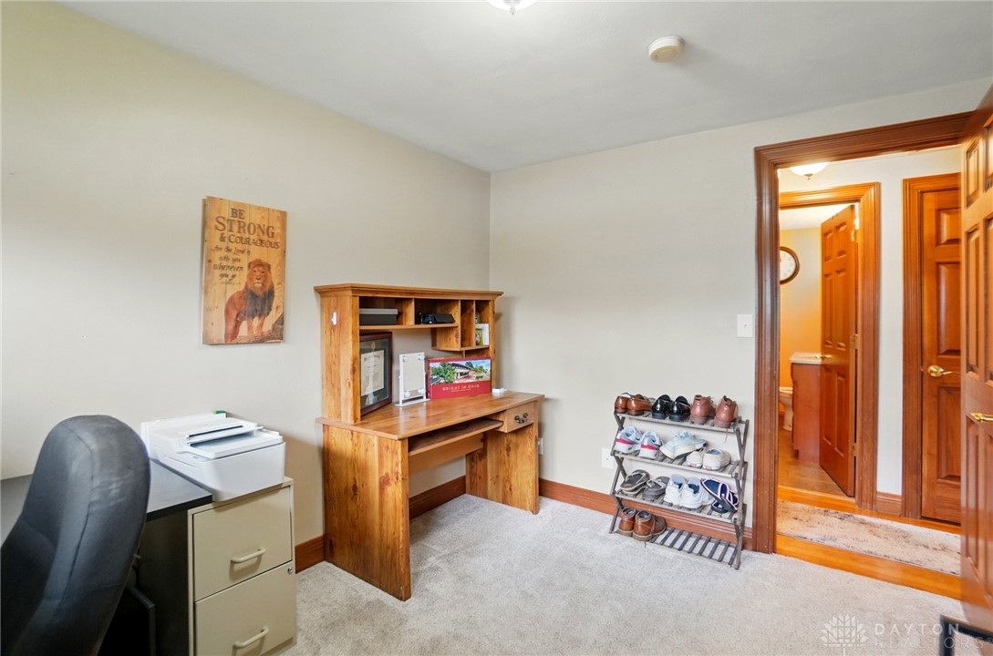 4561 Willowbrook Drive, Springfield, Ohio image 30