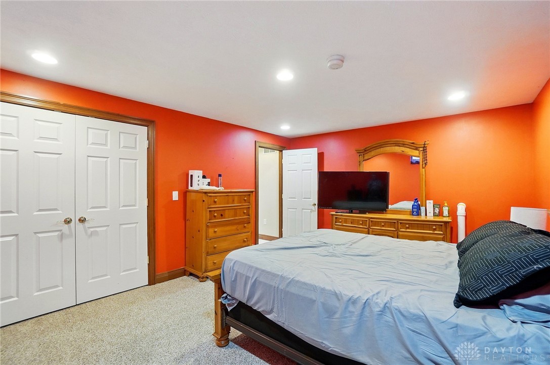 4561 Willowbrook Drive, Springfield, Ohio image 47