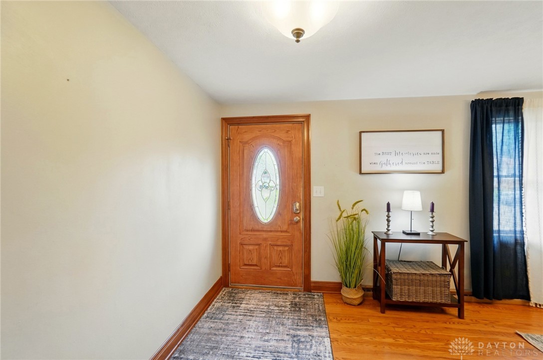 4561 Willowbrook Drive, Springfield, Ohio image 5