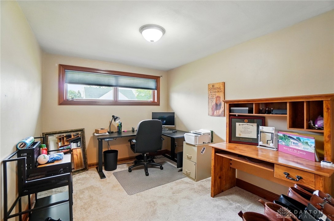 4561 Willowbrook Drive, Springfield, Ohio image 29