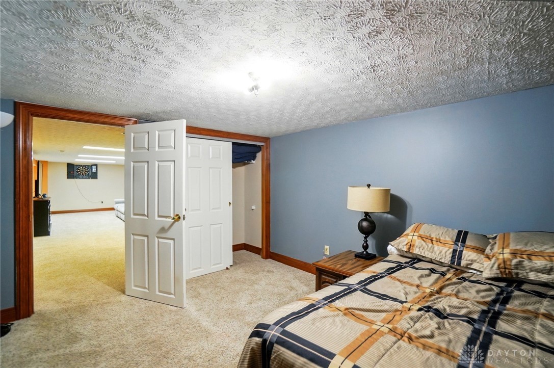 4561 Willowbrook Drive, Springfield, Ohio image 38