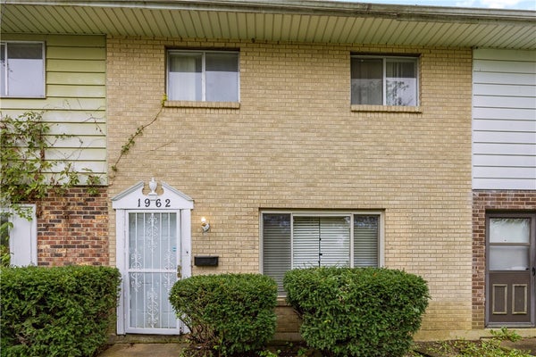 1962 LARKSWOOD DR, DAYTON, OH 45417 - Image ffd2c1b01bab8ebafd922fd209049b8d/1539196837
