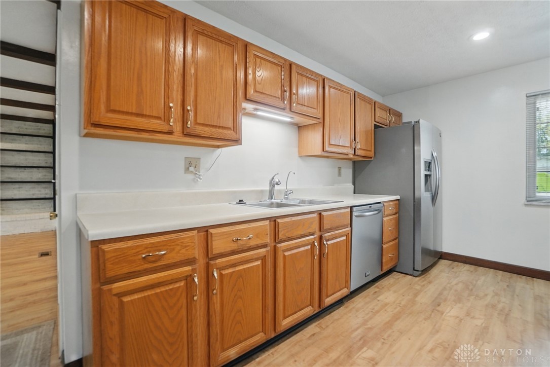 436 Big Stone Drive, Beavercreek, Ohio image 17