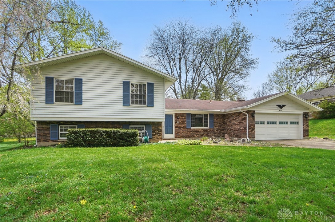 436 Big Stone Drive, Beavercreek, Ohio image 1