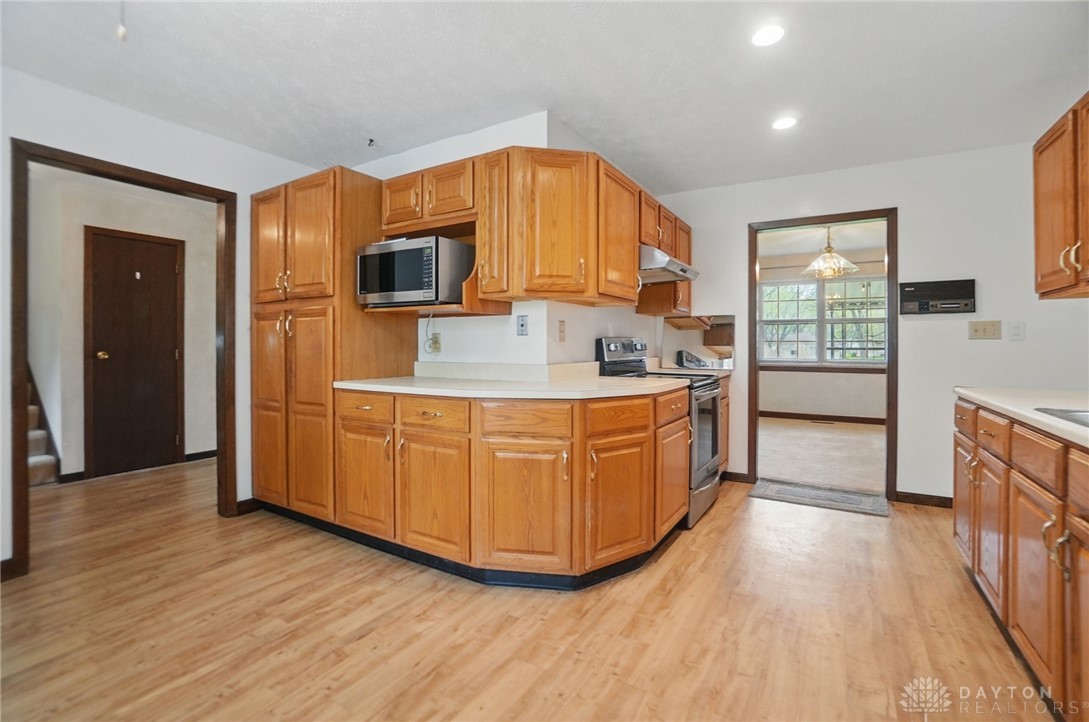 436 Big Stone Drive, Beavercreek, Ohio image 19